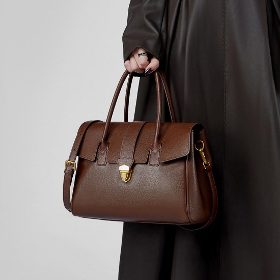 Vintage genuine leather handbag tote bags, new cross-border vegetable-tanned cowhide large-capacity briefcases, large travel bags for women Vintage genuine leather handbag tote bags, new cross-border vegetable-tanned cowhide large-capacity briefcases, large travel bags for women