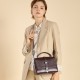 2025 winter new, trendy, best-selling, top-grain cowhide, vegetable-tanned leather handbag, single-shoulder, crossbody, large-capacity, 100-pound. Matching
