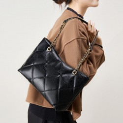 Spring/Summer Genuine Leather Diamond-Patterned Large Bag, 2025 New Fashionable Large Capacity Women's Chain, Versatile Shoulder/Crossbody Bag for Influencers