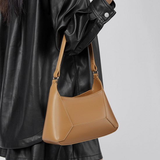 2025 spring and summer new style, fashionable underarm bag, versatile genuine leather, niche, simple crossbody bag, commuter shoulder bag