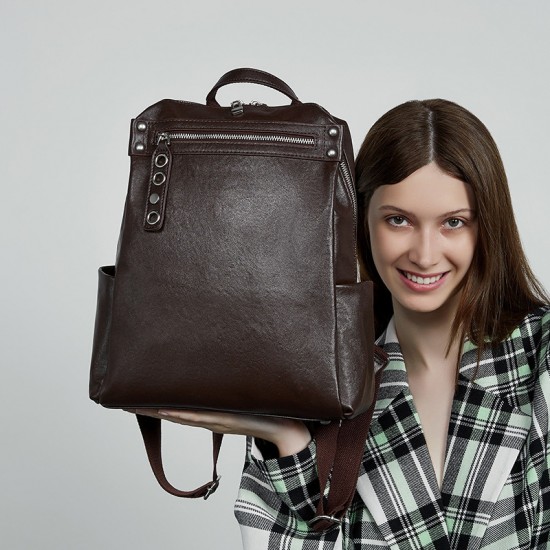 2025 new large-capacity, lightweight, niche genuine leather women's travel backpacks 2025 new large-capacity, lightweight, niche genuine leather women's travel backpacks