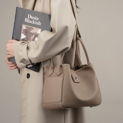 Top-Grain Cowhide 202 5 niche designs: genuine leather basket bags for women, elegant soft leather bucket bags for commuting.