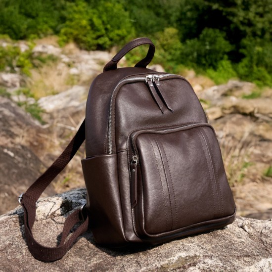 Top-grain vegetable-tanned cowhide European and American fashion backpack, large capacity, soft leather, multi-purpose women's backpack Top-grain vegetable-tanned cowhide European and American fashion backpack, large capacity, soft leather, multi-purpose women's backpack