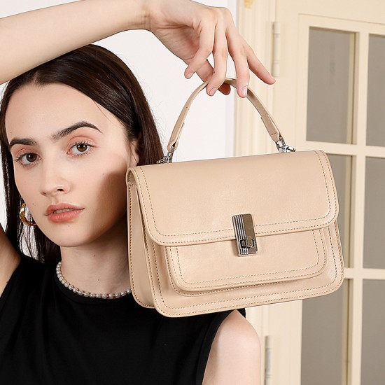 New Top-Grain Cowhide Bag, Large-Capacity Single-Shoulder Handbag, Motorcycle Bag, Women's Commuter Bag, Luxury Crossbody New Top-Grain Cowhide Bag, Large-Capacity Single-Shoulder Handbag, Motorcycle Bag, Women's Commuter Bag, Luxury Crossbody