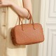2025 new style genuine leather saddle bag, fashionable and versatile small handbag, crossbody bag