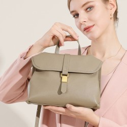 2025 New Style Top-Grade Cowhide Bag for Women: Large Underarm Shoulder Bag, Spring/Summer Large Capacity, Commuter Shoulder Bag