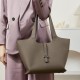2025 early autumn new first-grain cowhide wind chime tote bag, large-capacity commuting handbag, genuine leather women's bag.