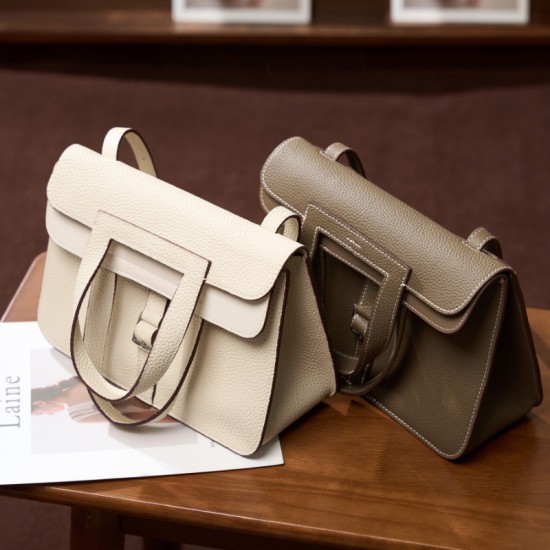TC Halzan 25 top-grain cowhide leather bag, luxury commuter briefcase, handbag, crossbody, handbag. TC Halzan 25 top-grain cowhide leather bag, luxury commuter briefcase, handbag, crossbody, handbag.