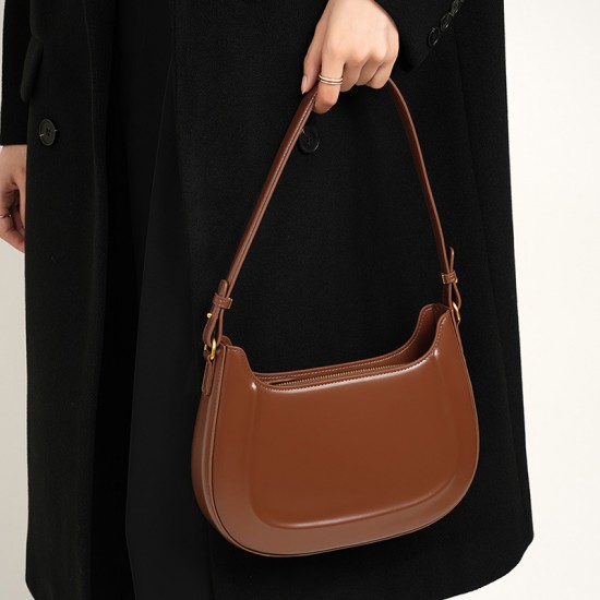2025 spring and summer vintage genuine leather saddle bags, single-shoulder crossbody bags, red wedding bags, daily gifts for girlfriends 2025 spring and summer vintage genuine leather saddle bags, single-shoulder crossbody bags, red wedding bags, daily gifts for girlfriends