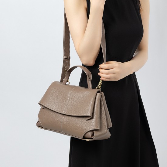 High-quality shoulder bag, niche design women's handbag, fashionable new light luxury women's bag, ultra-light commuter crossbody bag